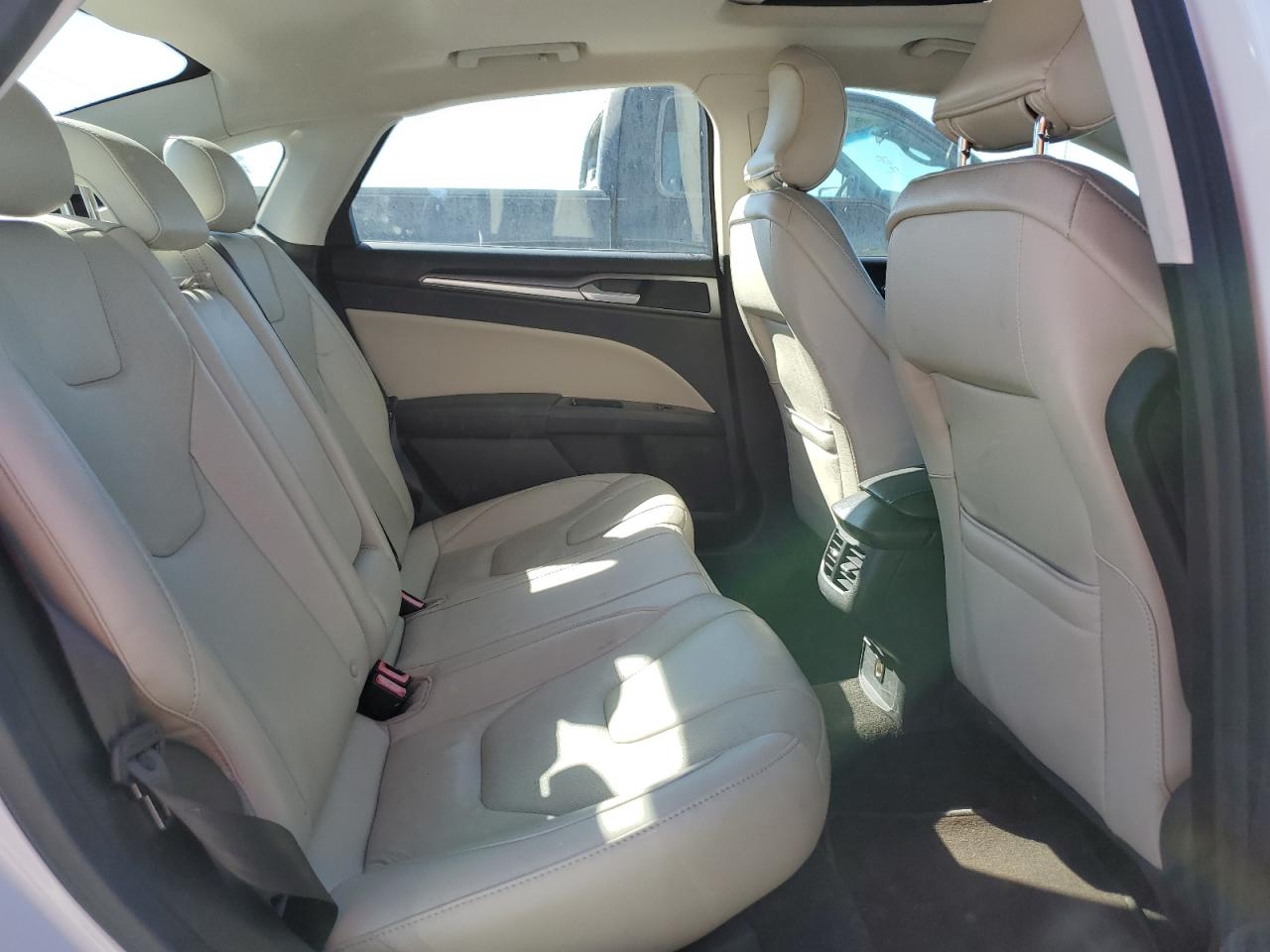 2015 Ford Fusion - Image 10