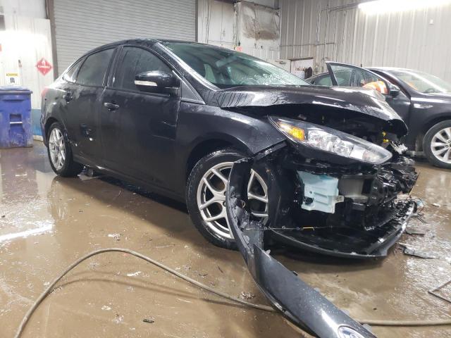  FORD FOCUS 2015 Czarny