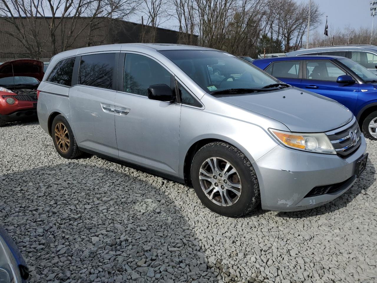 2011 Honda Odyssey - Image 4