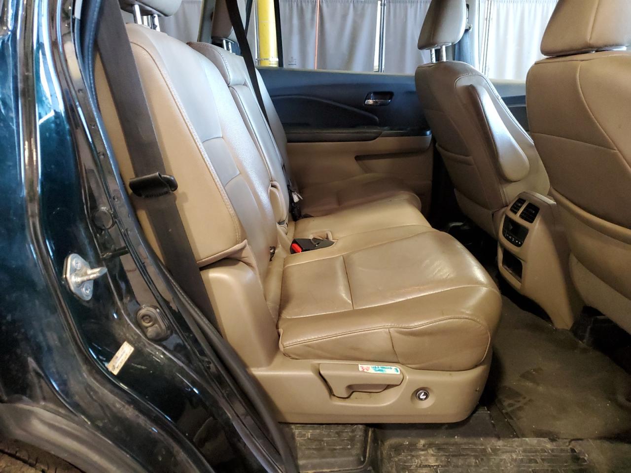 2016 Honda Pilot - Image 10