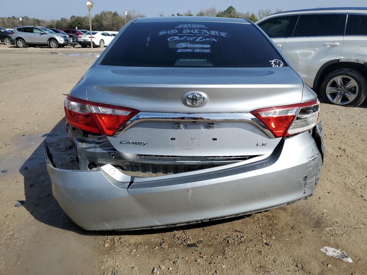 2015 Toyota Camry - Image 6