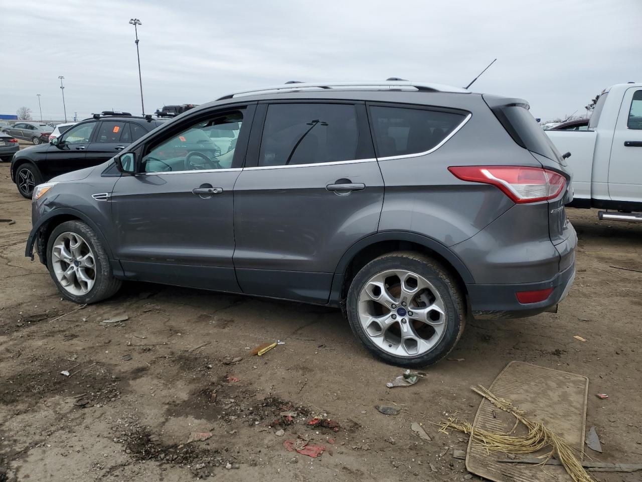 2013 Ford Escape - Image 2
