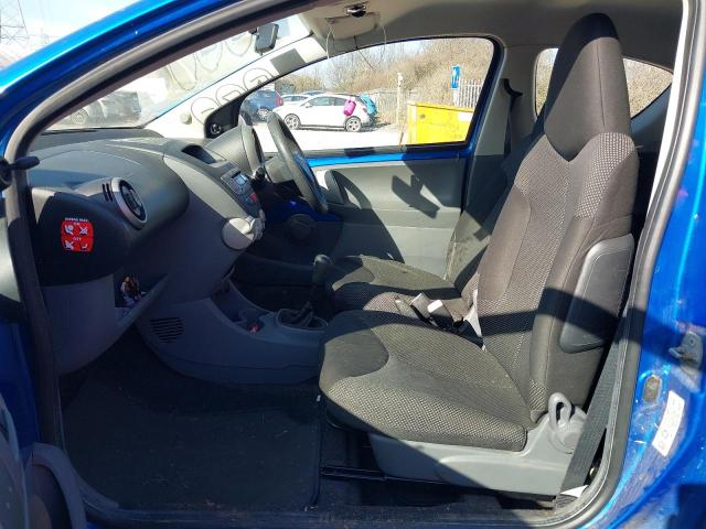 2010 TOYOTA AYGO BLUE