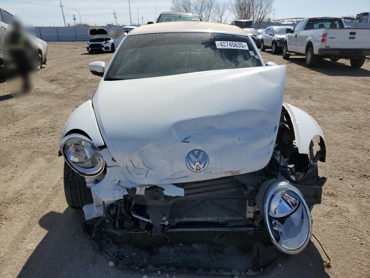 2015 Volkswagen Beetle - Image 5