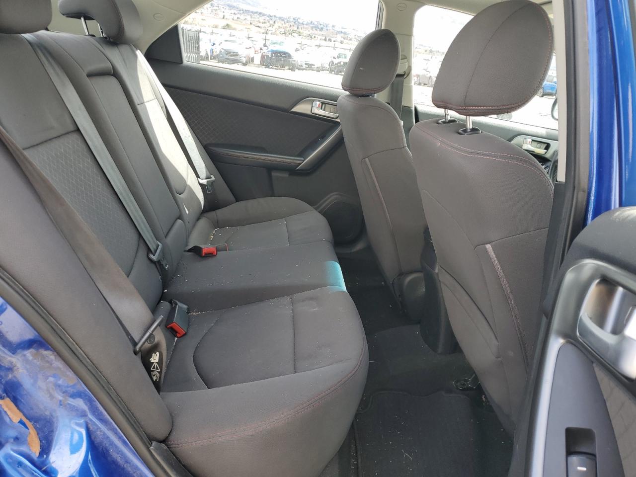 2010 Kia Forte - Image 10