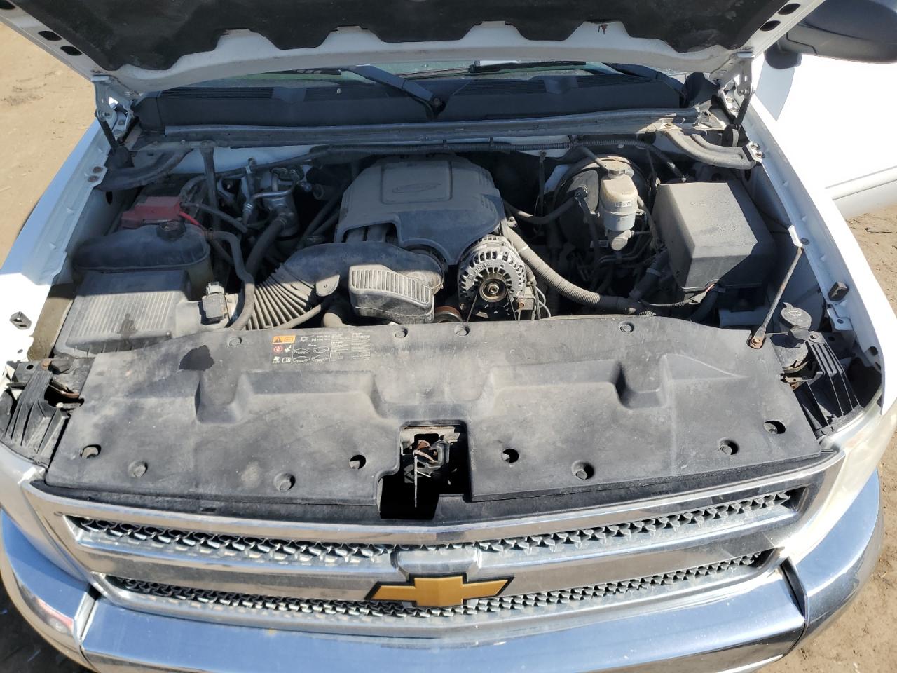 2012 Chevrolet Silverado - Image 11