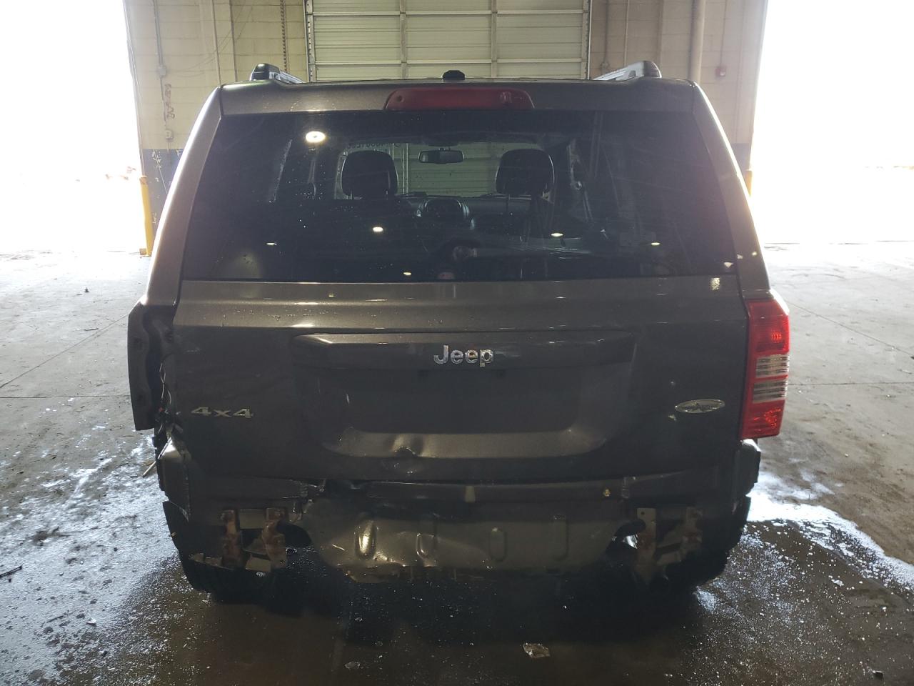 2015 Jeep Liberty (Patriot) - Image 6
