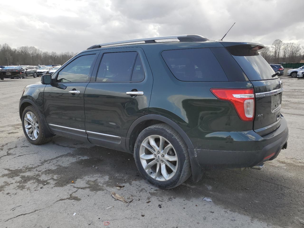 2013 Ford Explorer - Image 2
