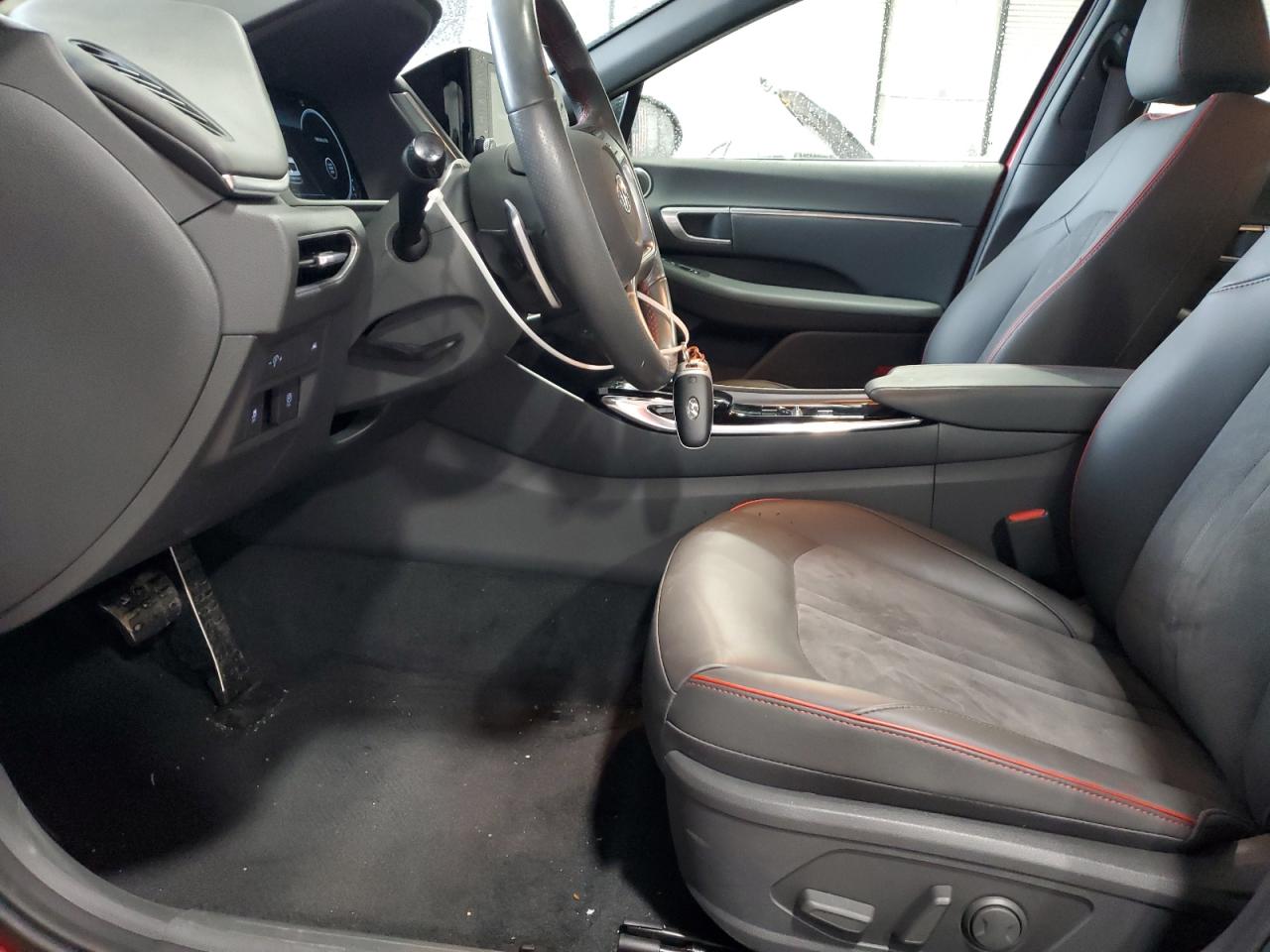 2021 Hyundai Sonata - Image 7