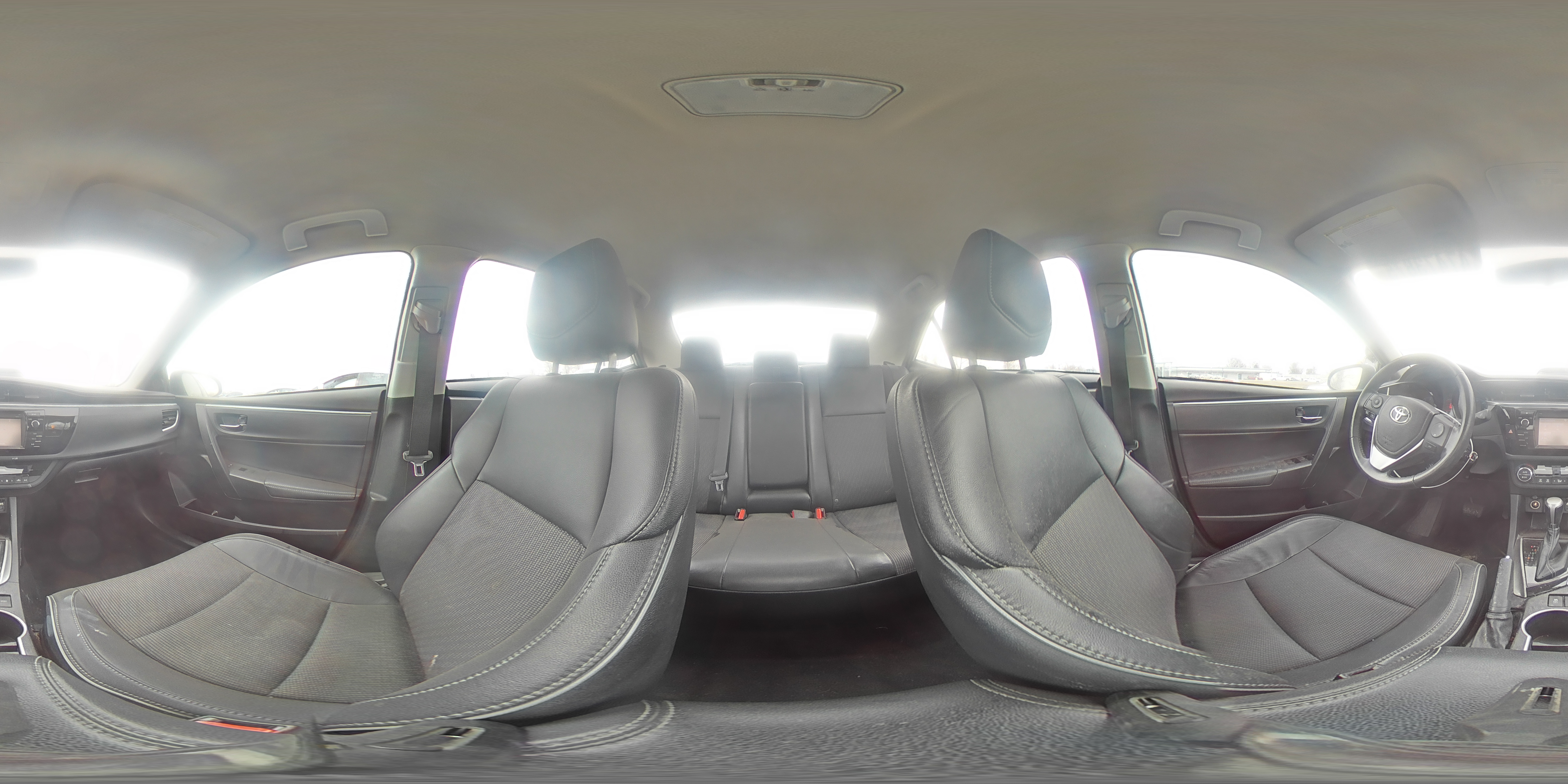 2015 Toyota Corolla - Image 12