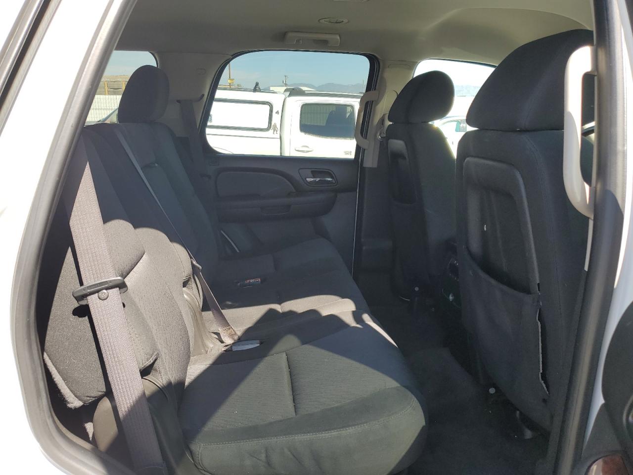 2011 Chevrolet Tahoe - Image 11