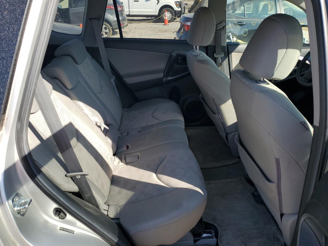 2011 Toyota RAV 4 - Image 11