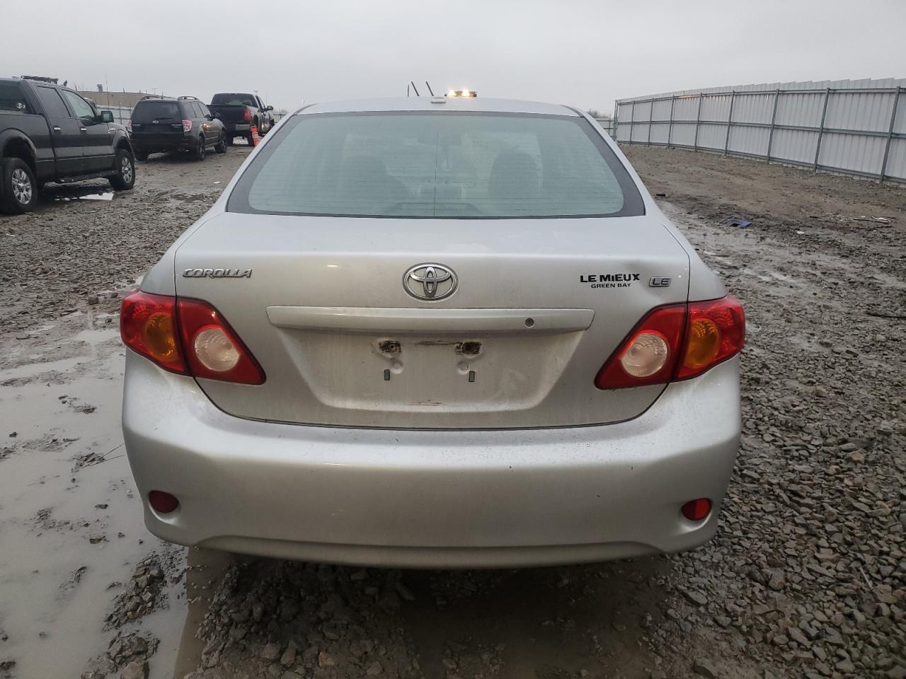 2010 Toyota Corolla - Image 6