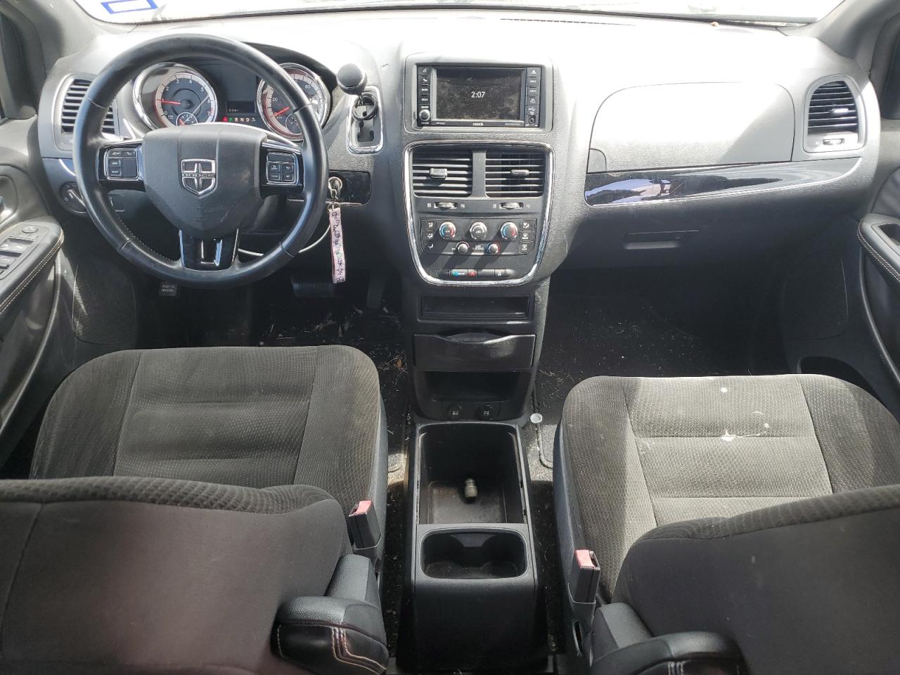 2017 Dodge Caravan - Image 8