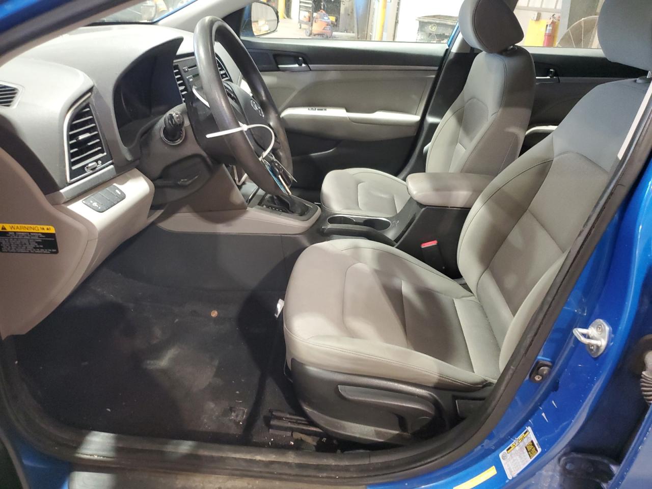 2017 Hyundai Elantra - Image 7