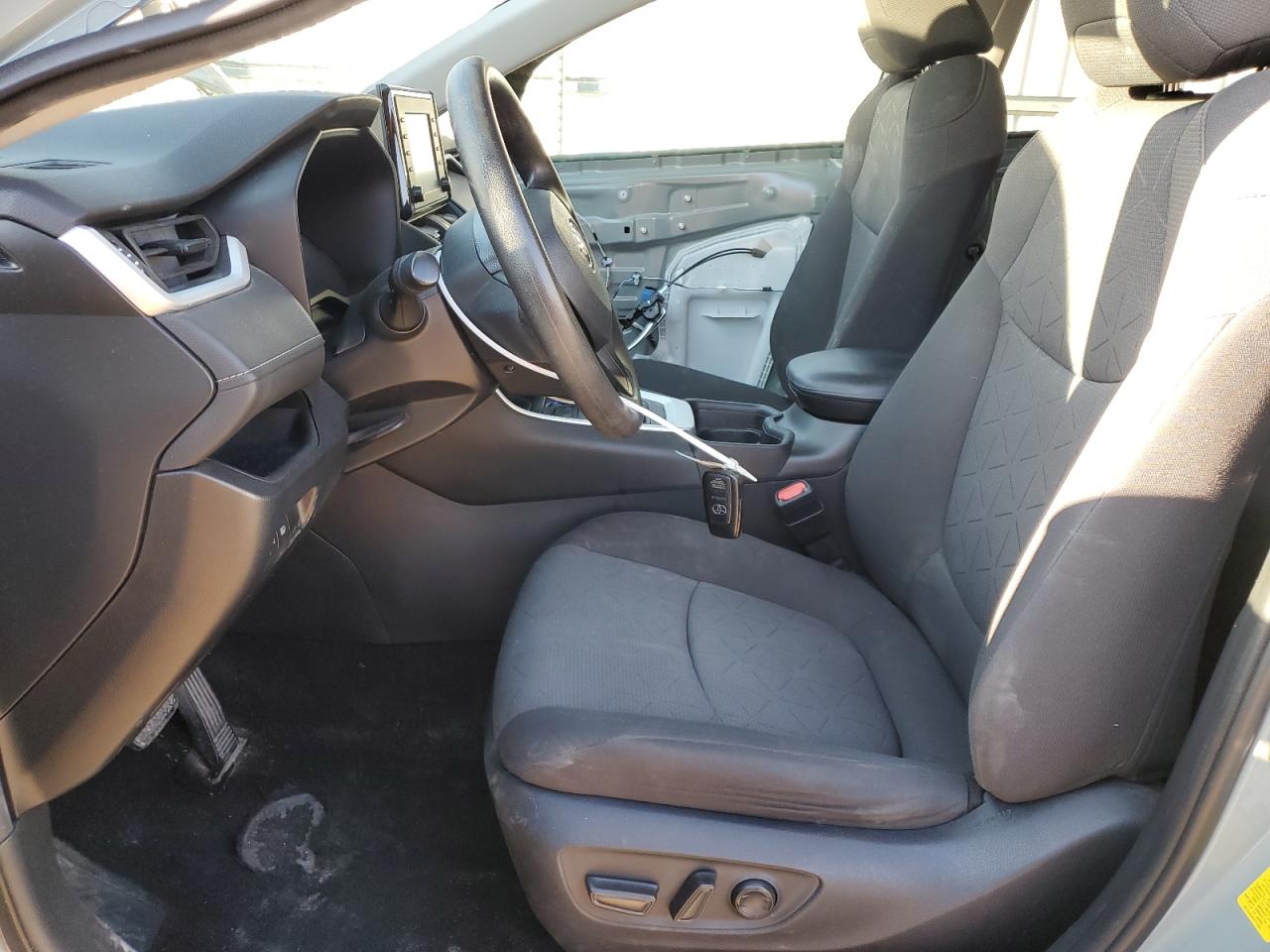 2021 Toyota RAV 4 - Image 7