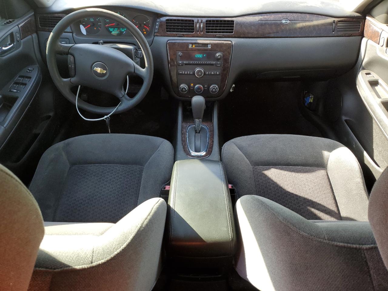 2012 Chevrolet Impala - Image 8