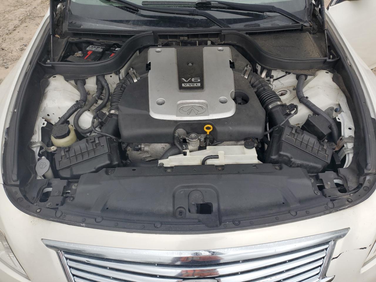 2013 Infiniti G - Image 11