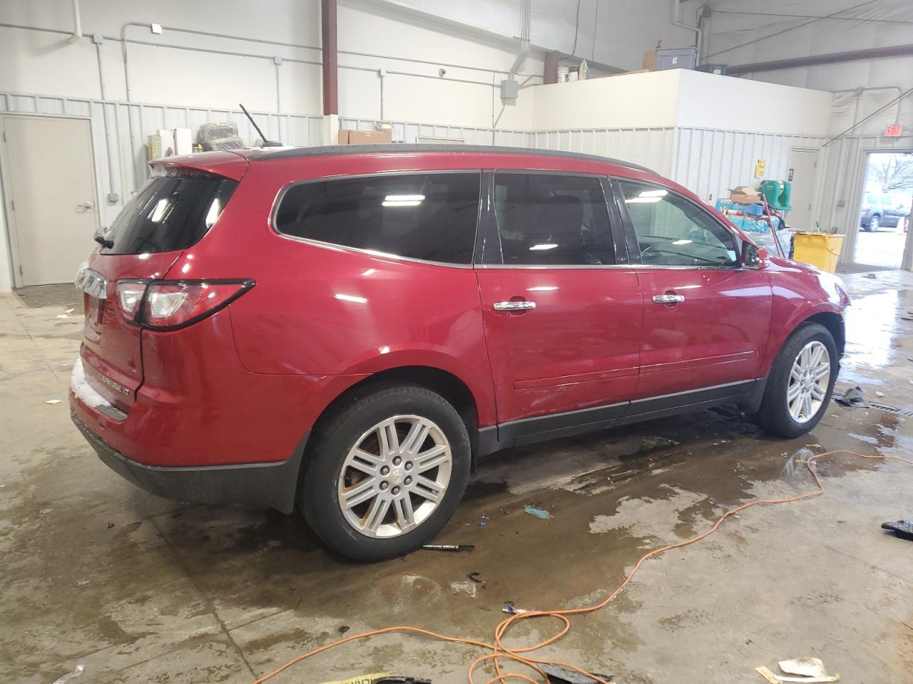 2014 Chevrolet Traverse - Image 3