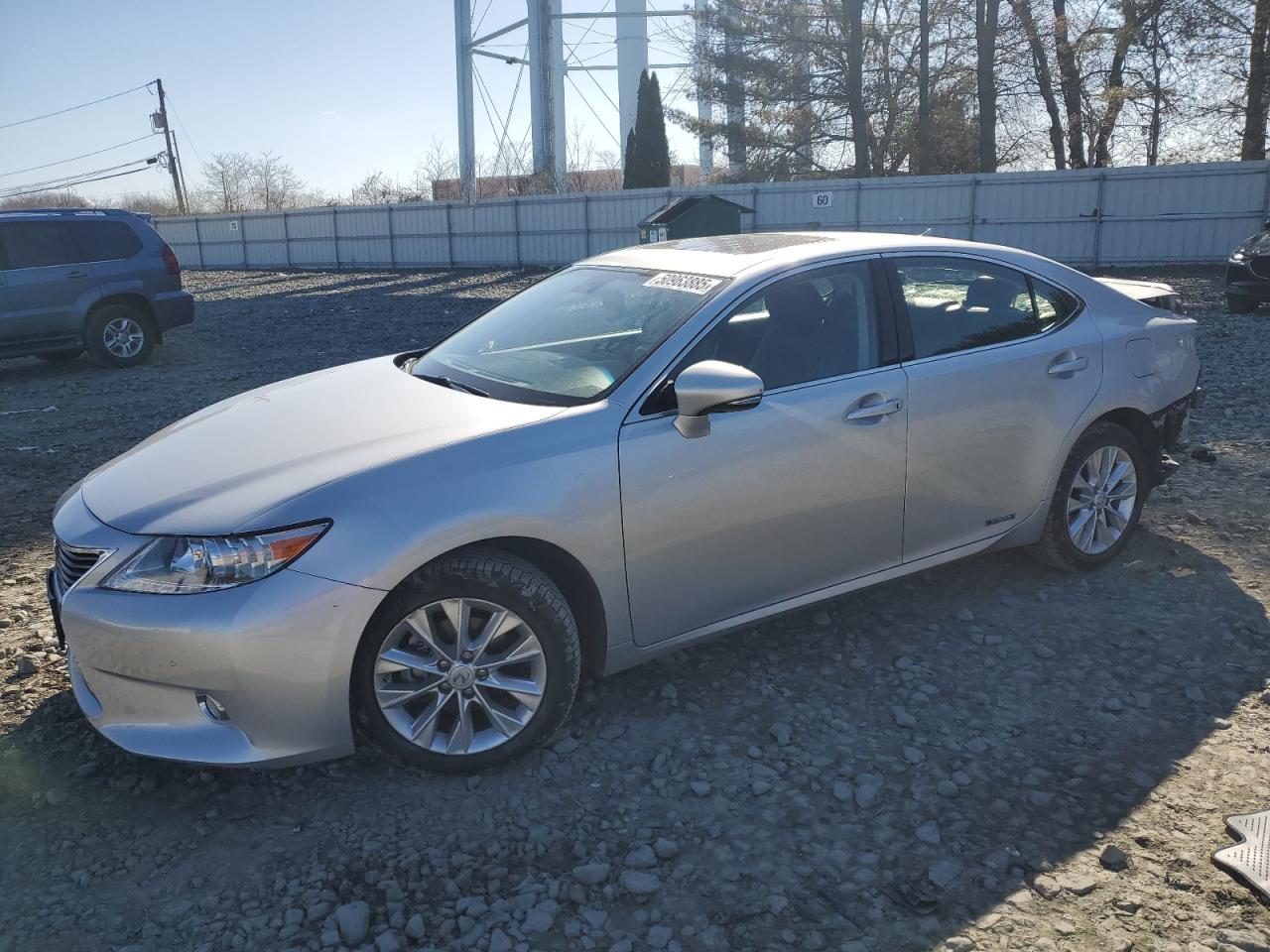 2013 Lexus Es 300H for Sale in Windsor, NJ - Rear End