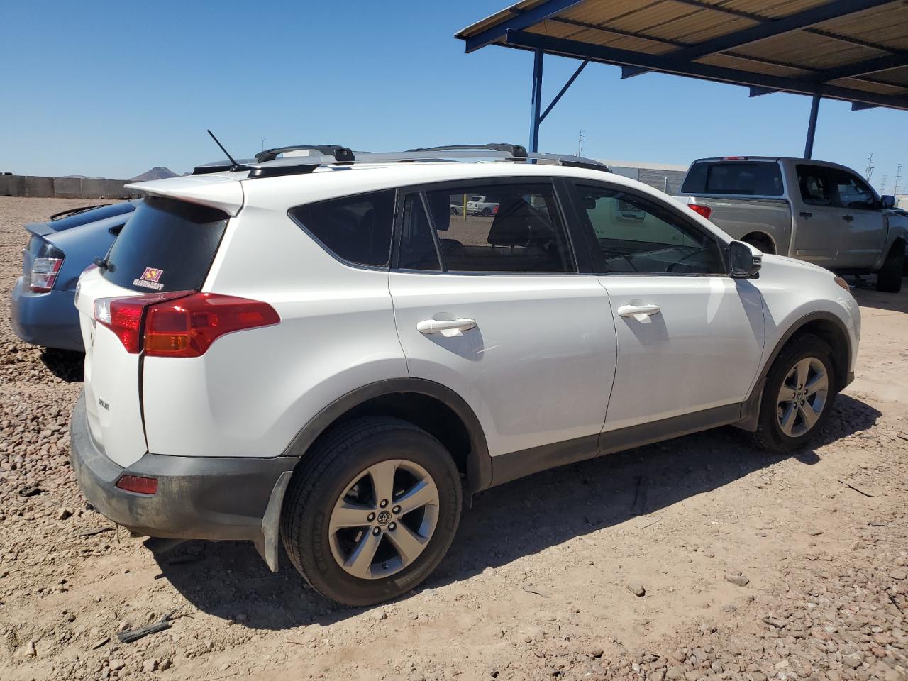 2015 Toyota RAV 4 - Image 3