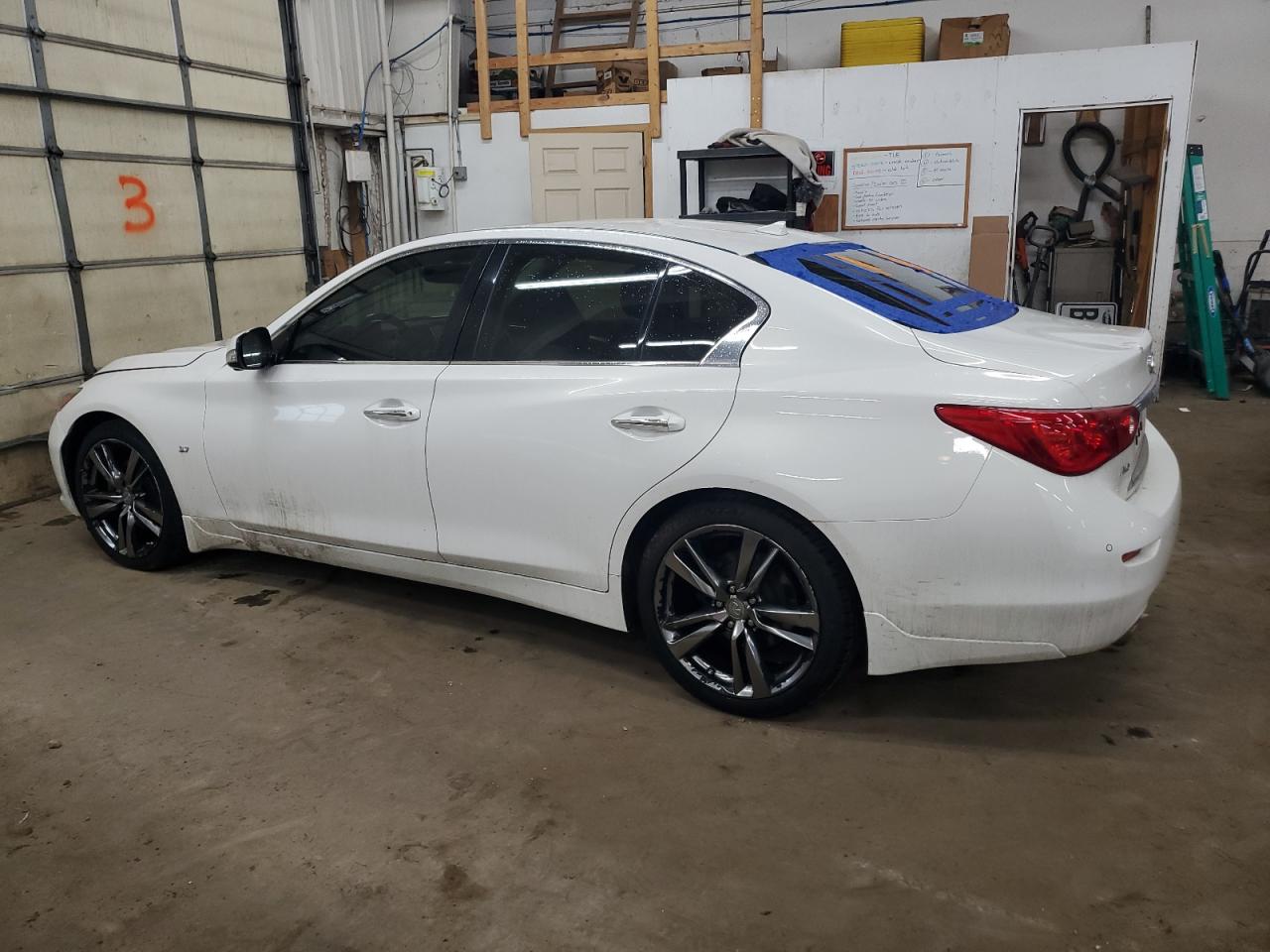2015 Infiniti Q50 - Image 2