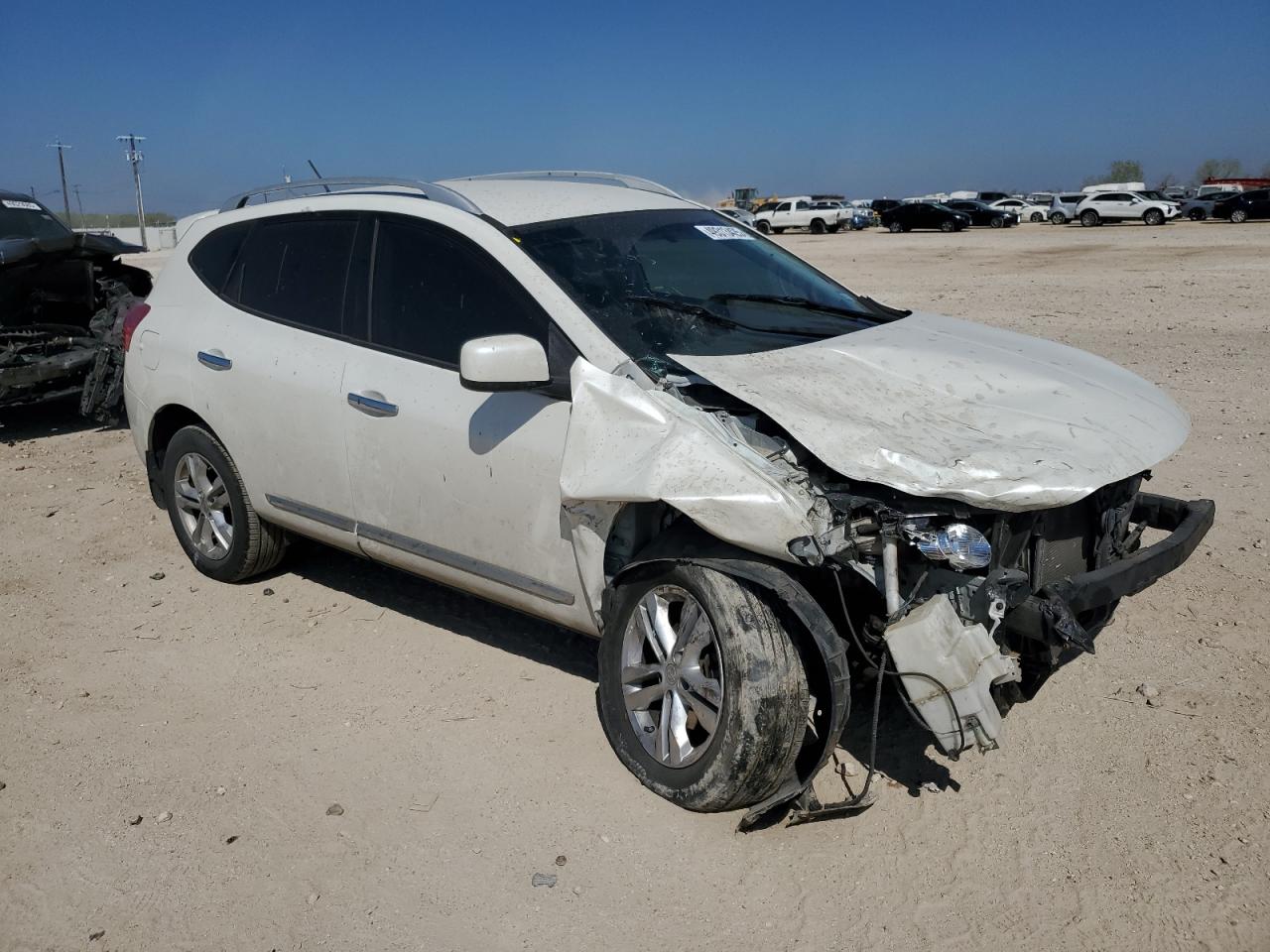 2013 Nissan Rogue - Image 4