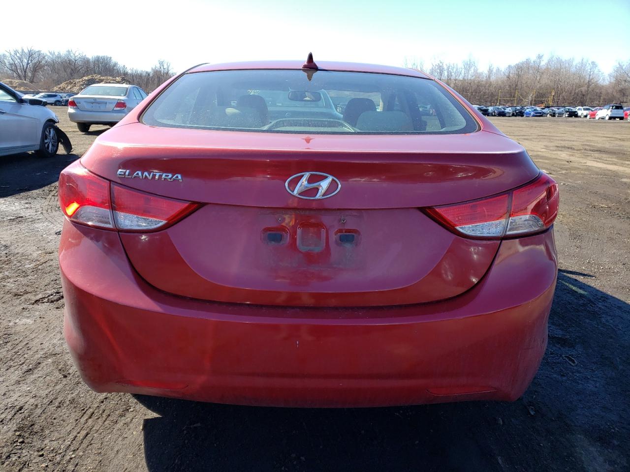 2012 Hyundai Elantra - Image 6