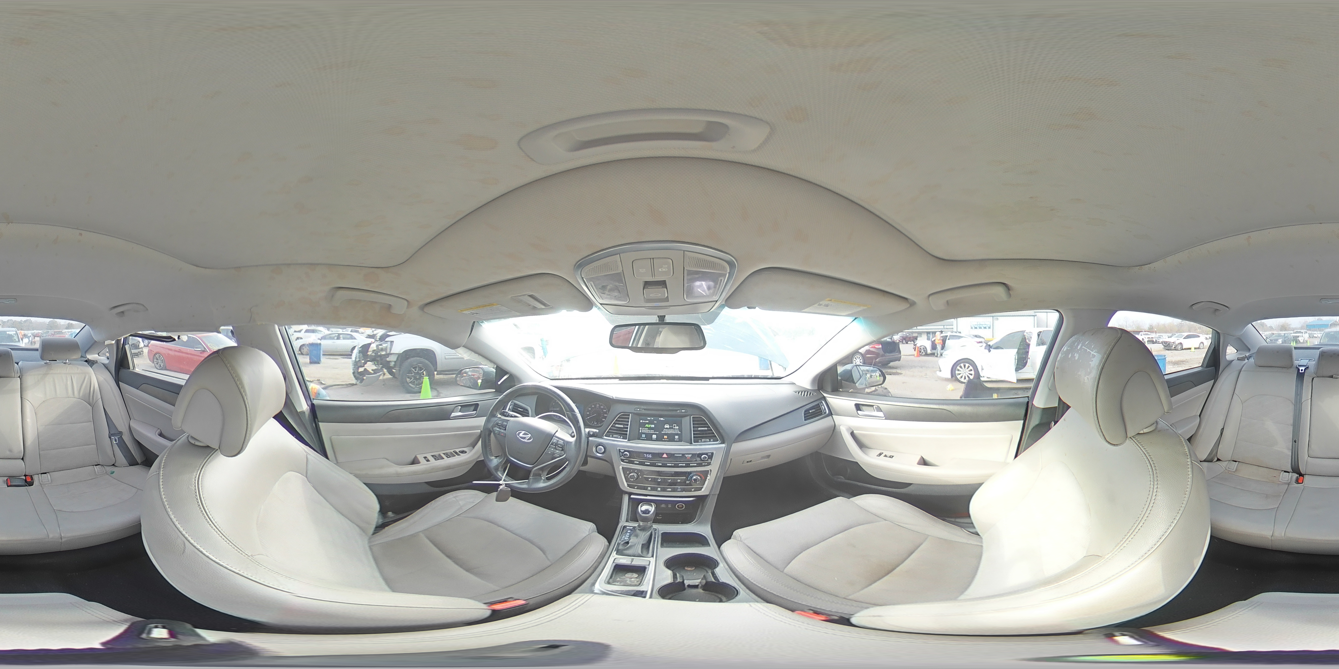 2016 Hyundai Sonata - Image 13