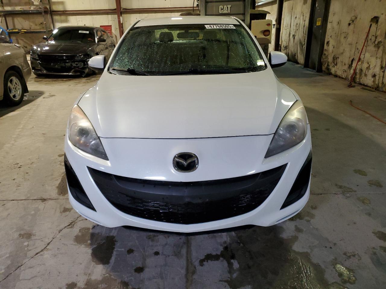 2011 Mazda 3 - Image 5