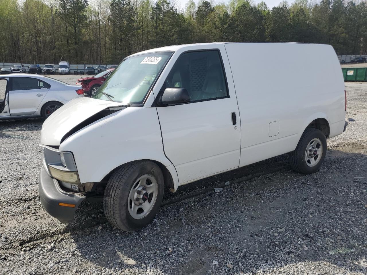 2005 Gmc Safari Xt for Sale in Gainesville, GA - Front End