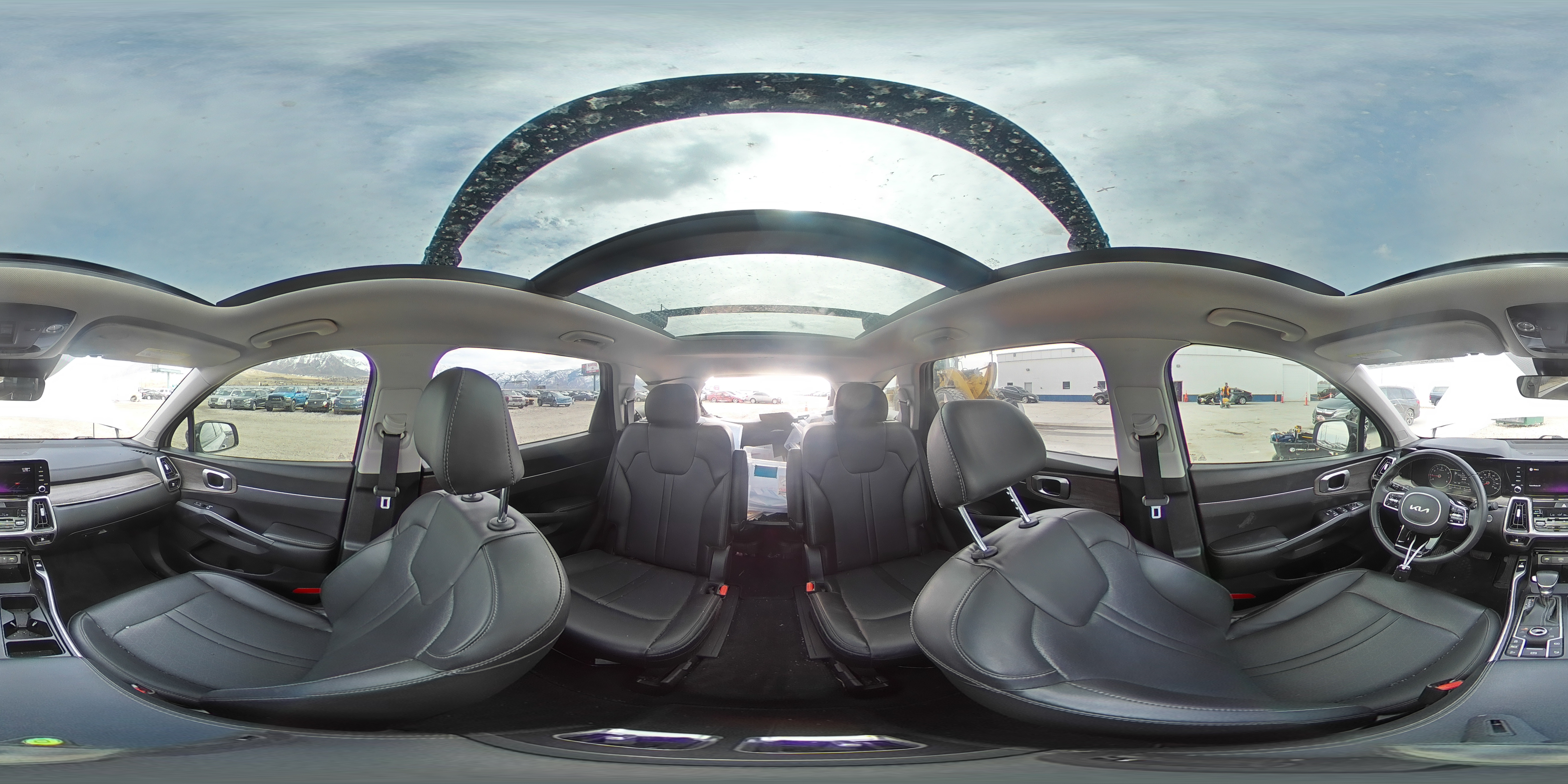 2022 Kia Sorento - Image 13