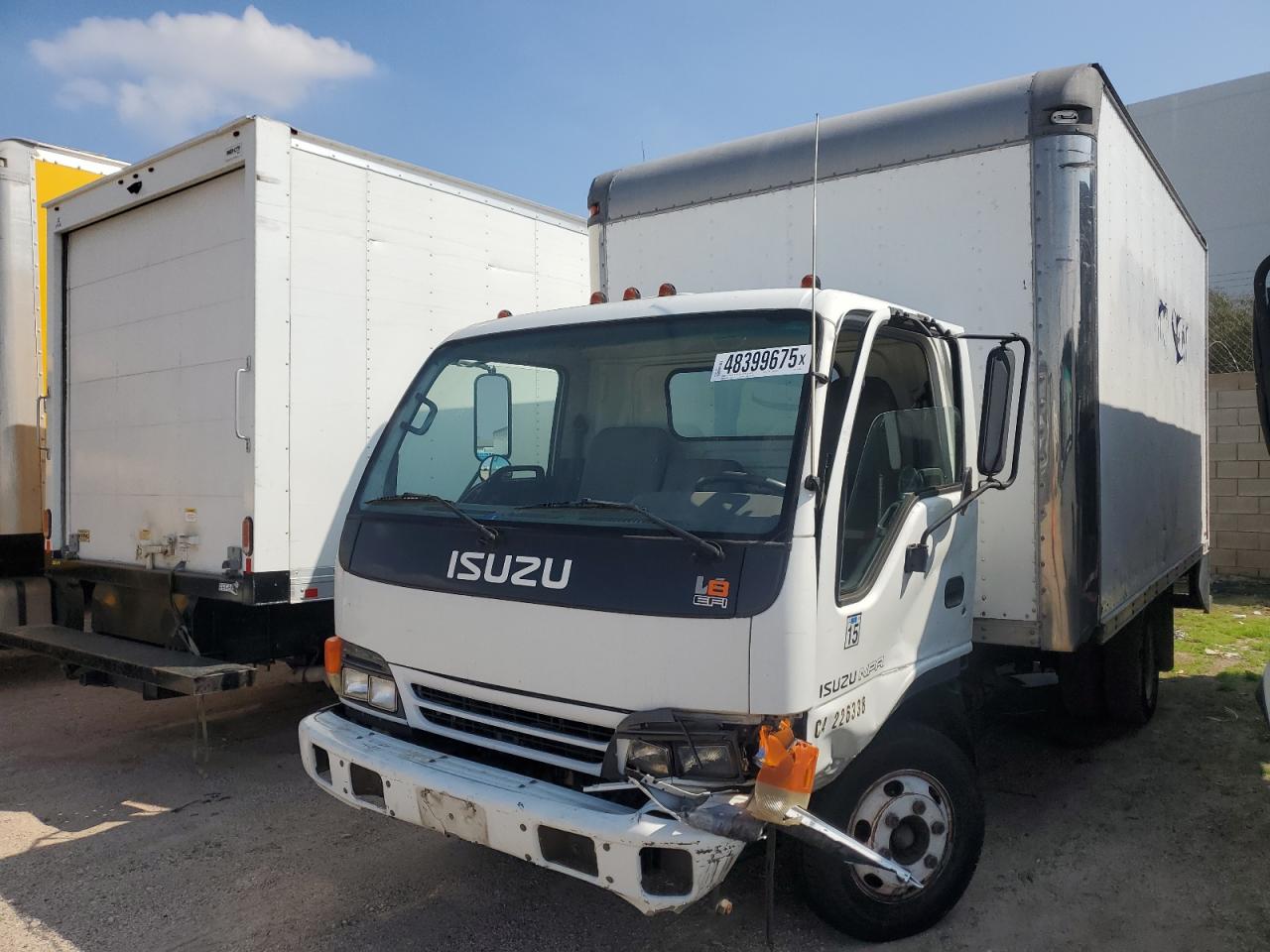 2001 Isuzu Npr for Sale in Colton, CA - Front End