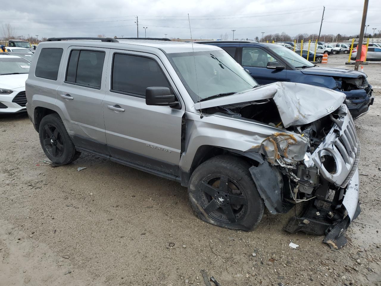 2015 Jeep Liberty (Patriot) - Image 4