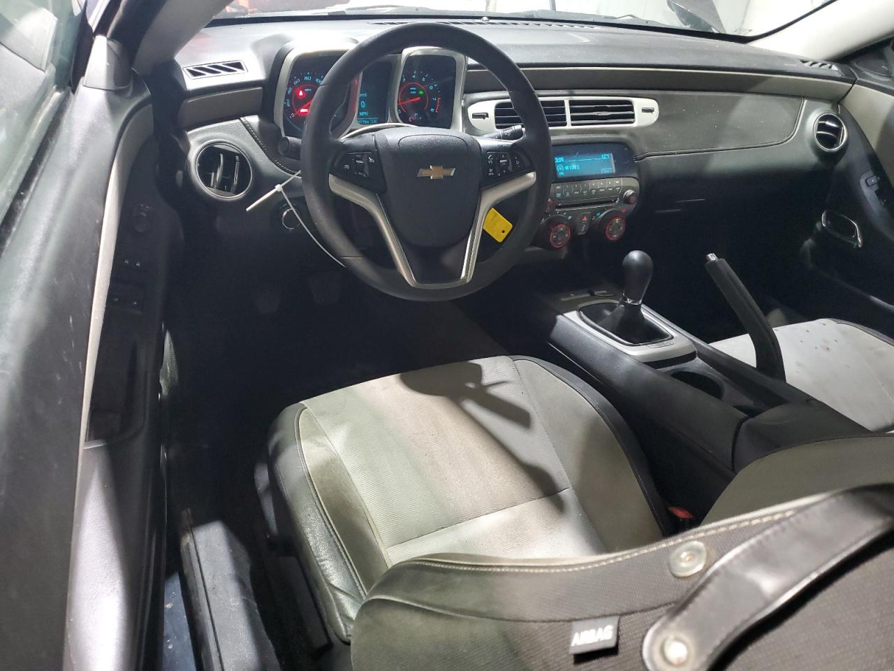 2014 Chevrolet Camaro - Image 8
