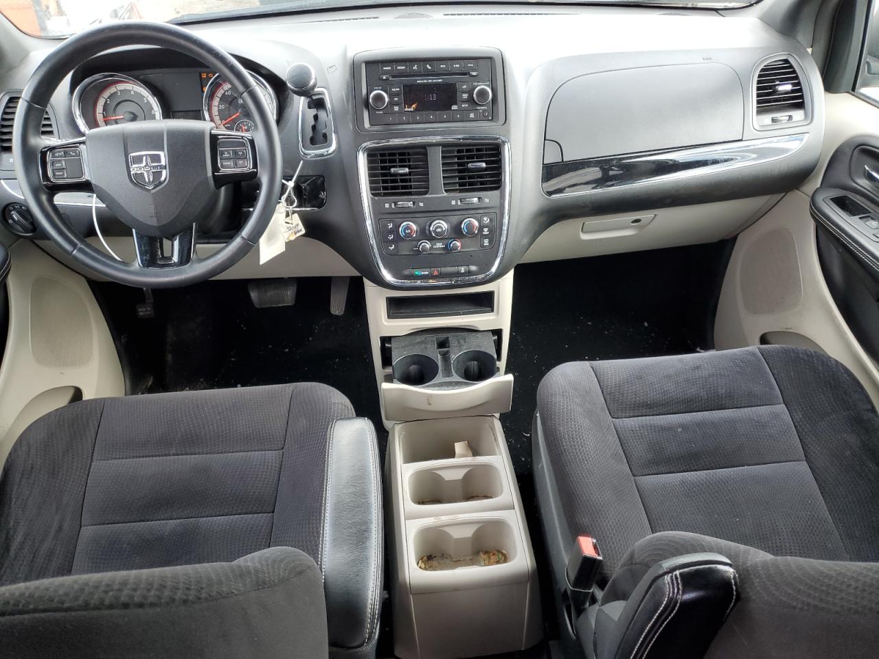 2014 Dodge Caravan - Image 8