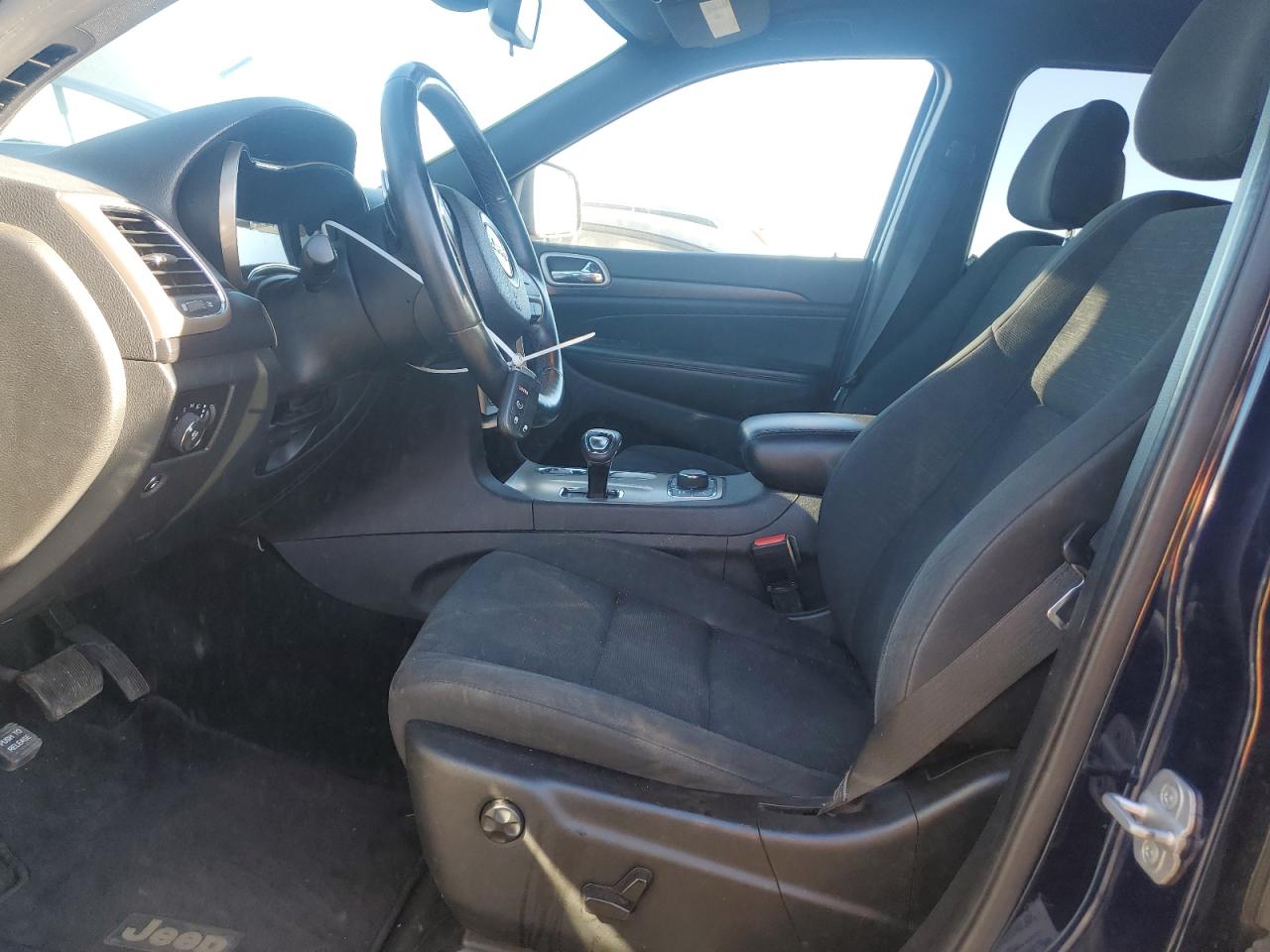 2014 Jeep Grand Cherokee - Image 7