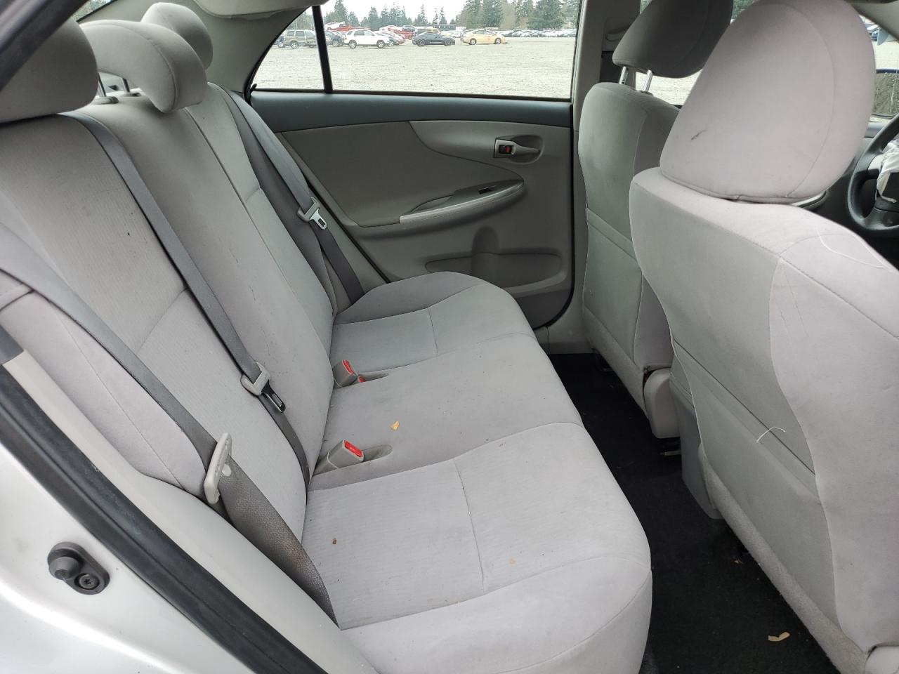 2010 Toyota Corolla - Image 10