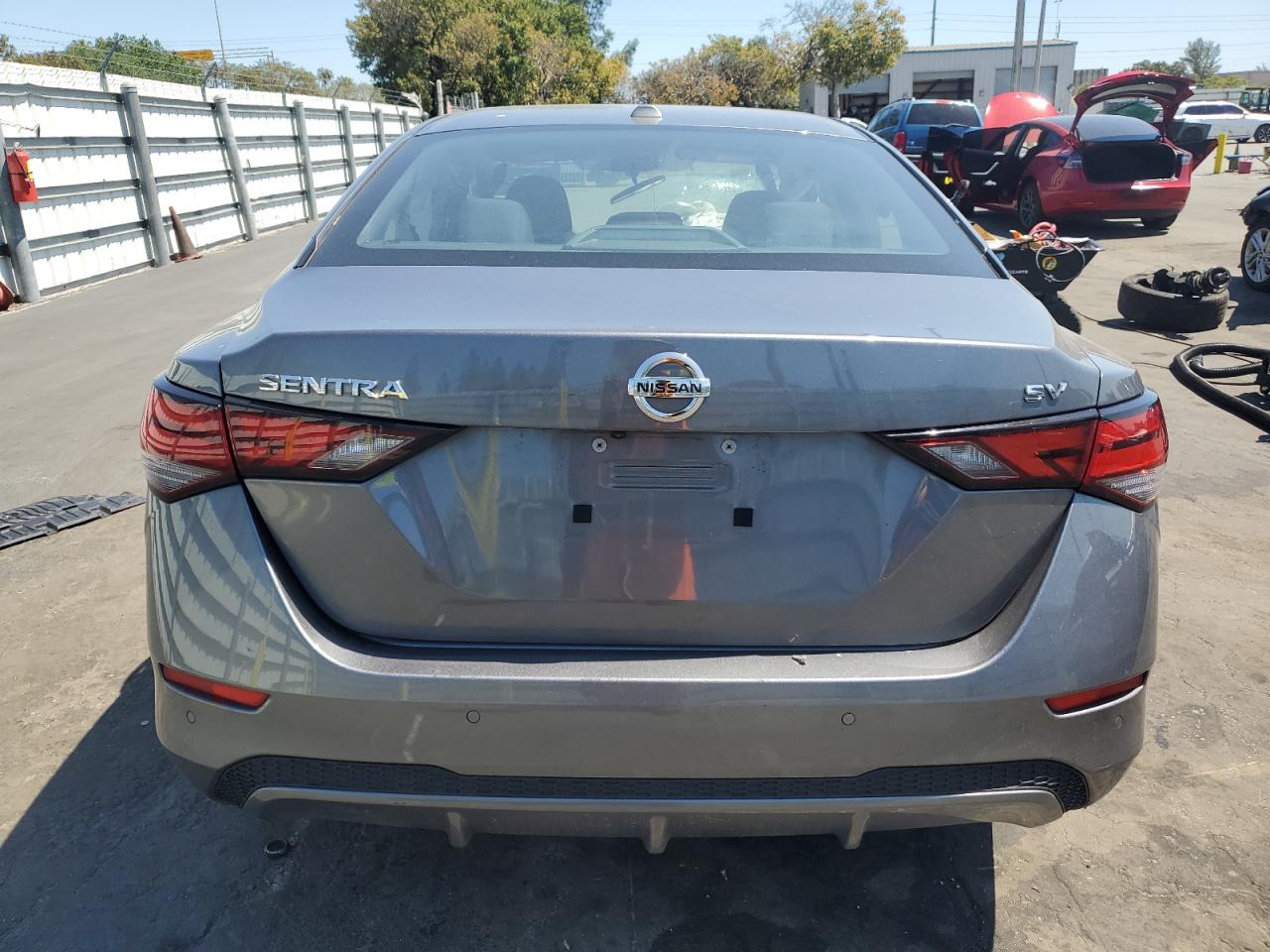 2022 Nissan Sentra - Image 6