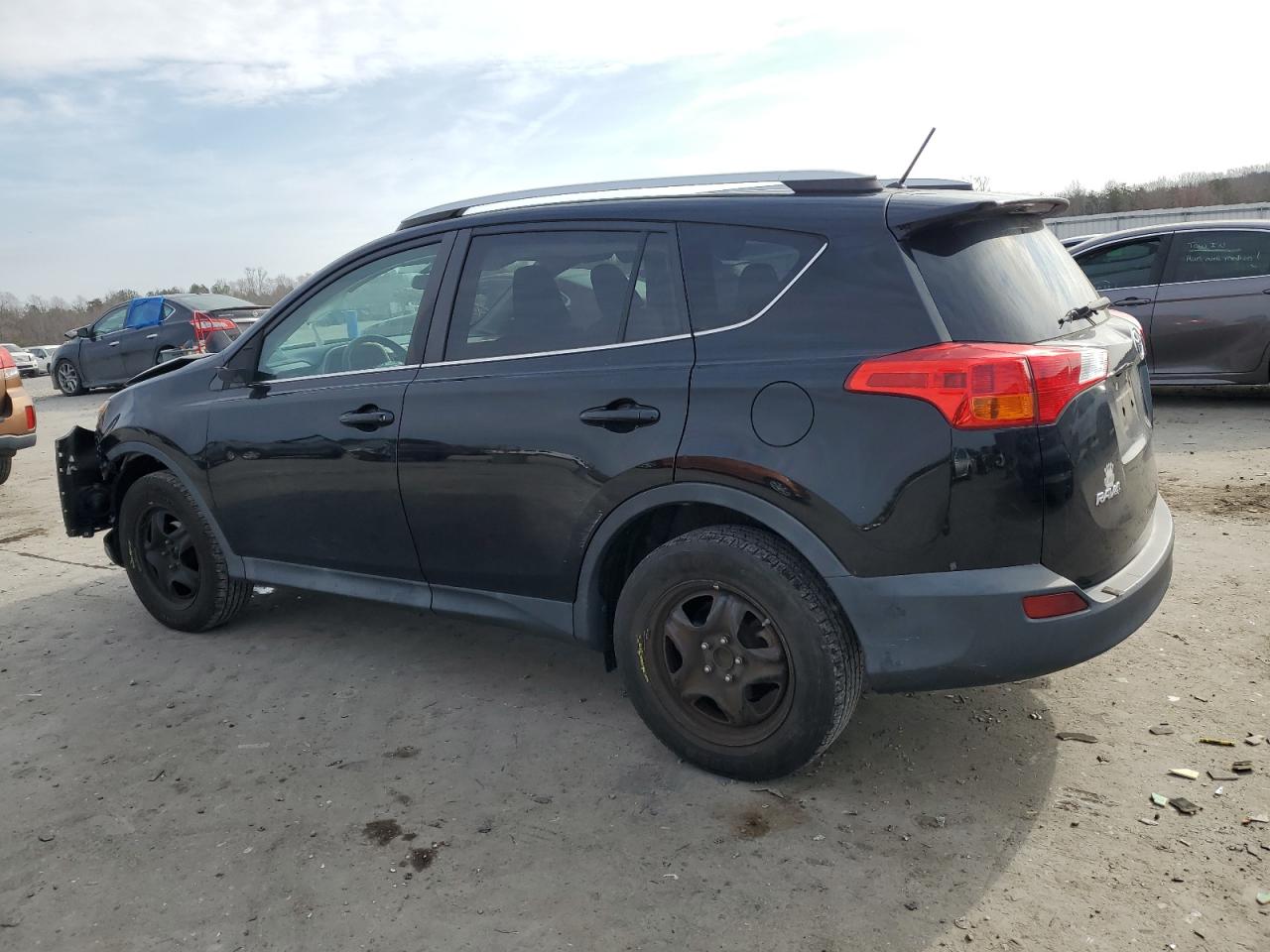 2014 Toyota RAV 4 - Image 2