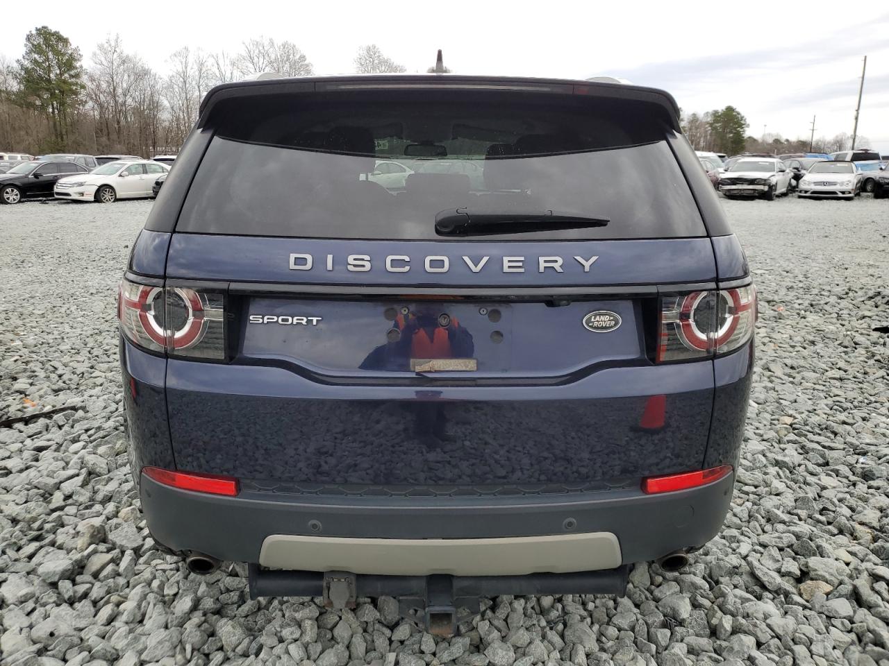 2016 Land Rover Discovery - Image 6