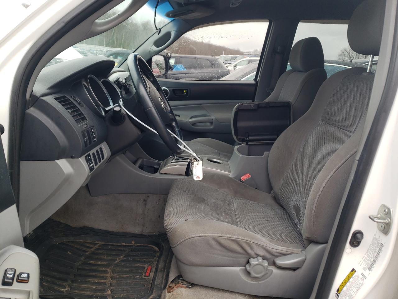 2006 Toyota Tacoma - Image 7