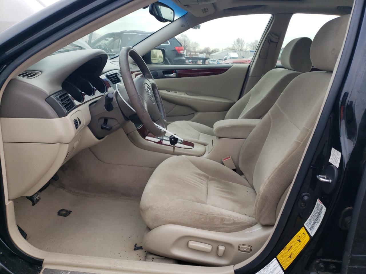 2002 Lexus ES - Image 7