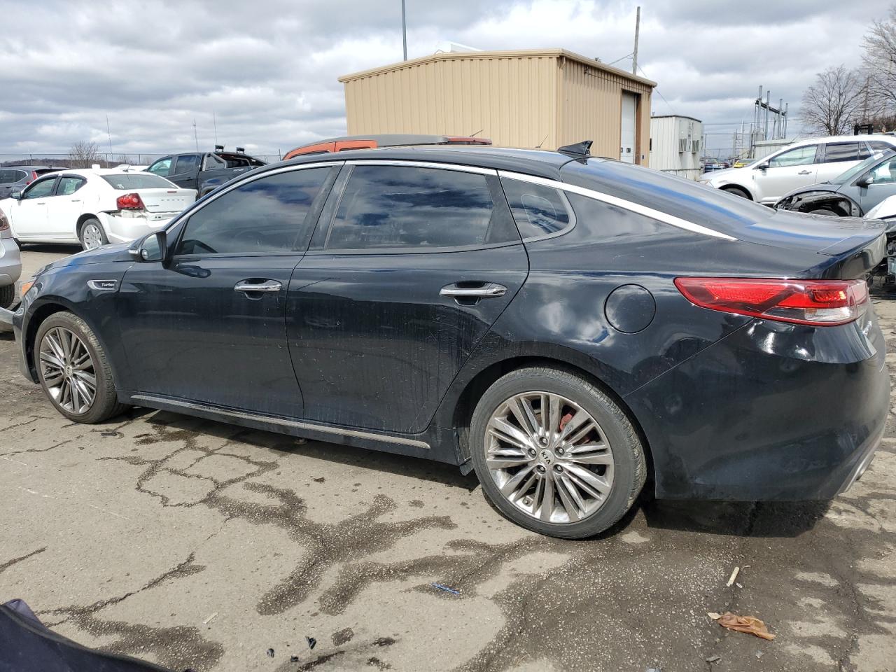 2016 Kia Optima - Image 2