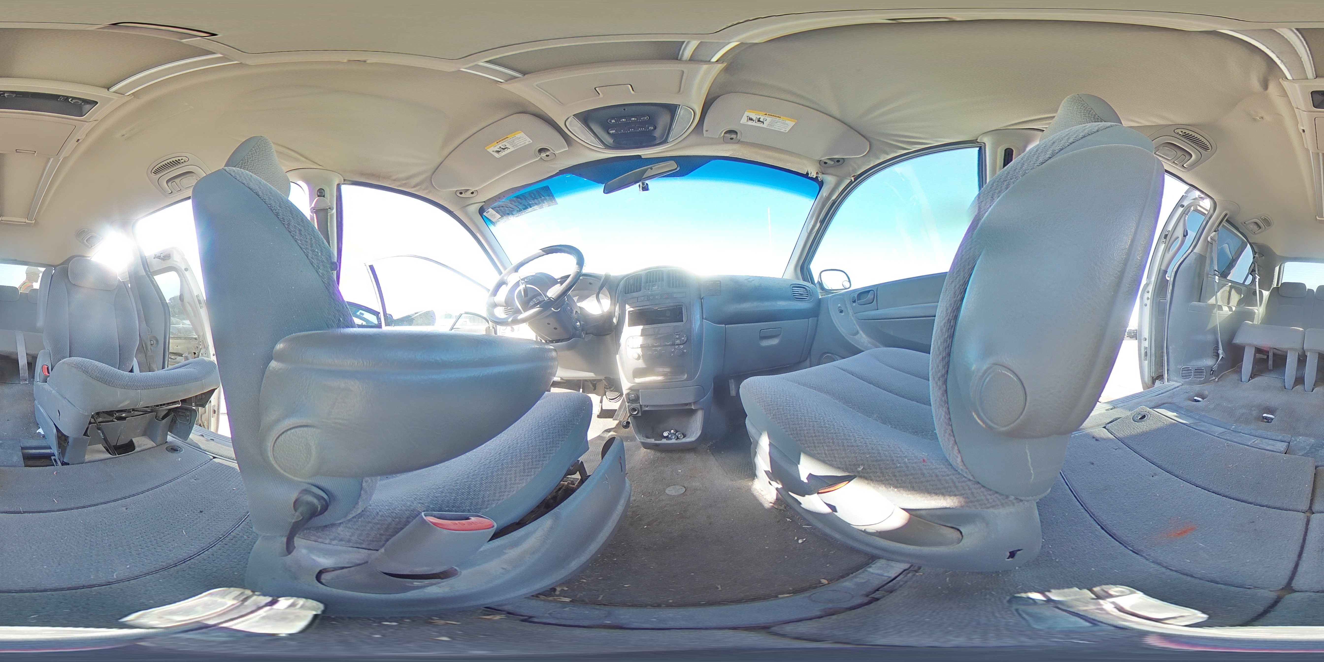 2007 Dodge Caravan - Image 13