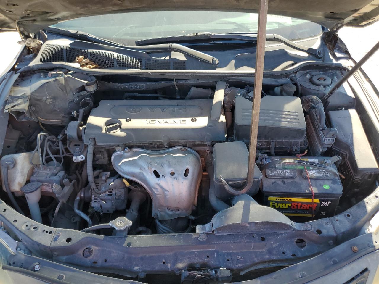 2009 Toyota Camry - Image 11