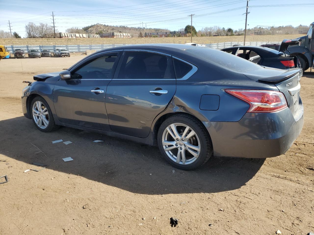 2013 Nissan Altima - Image 2