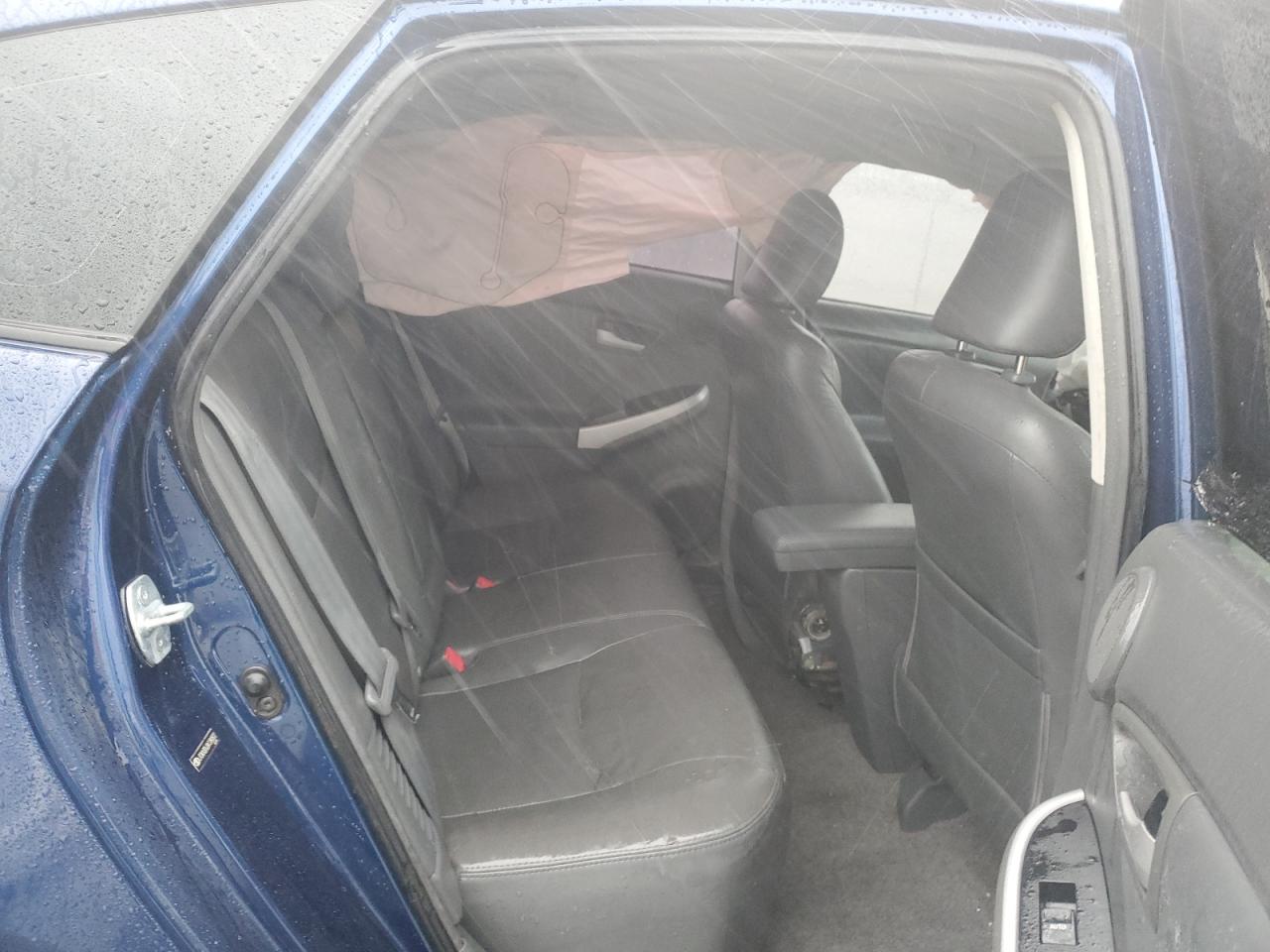 2010 Toyota Prius - Image 10