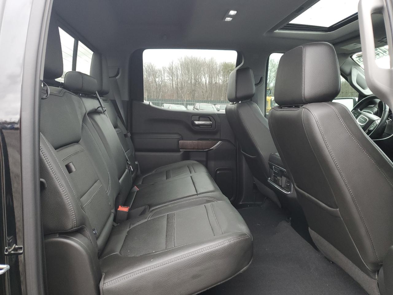 2019 GMC Sierra - Image 10