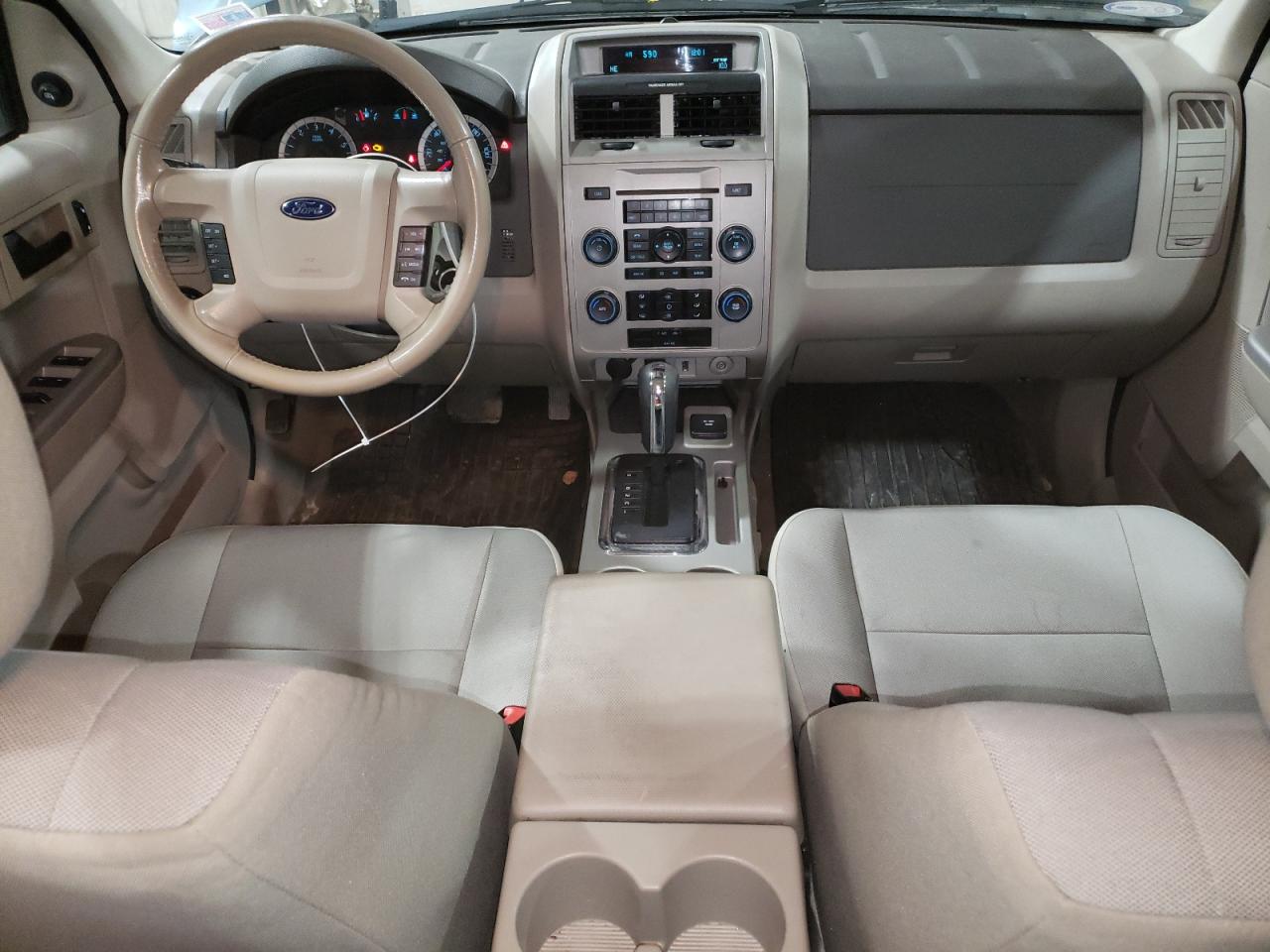 2011 Ford Escape - Image 8